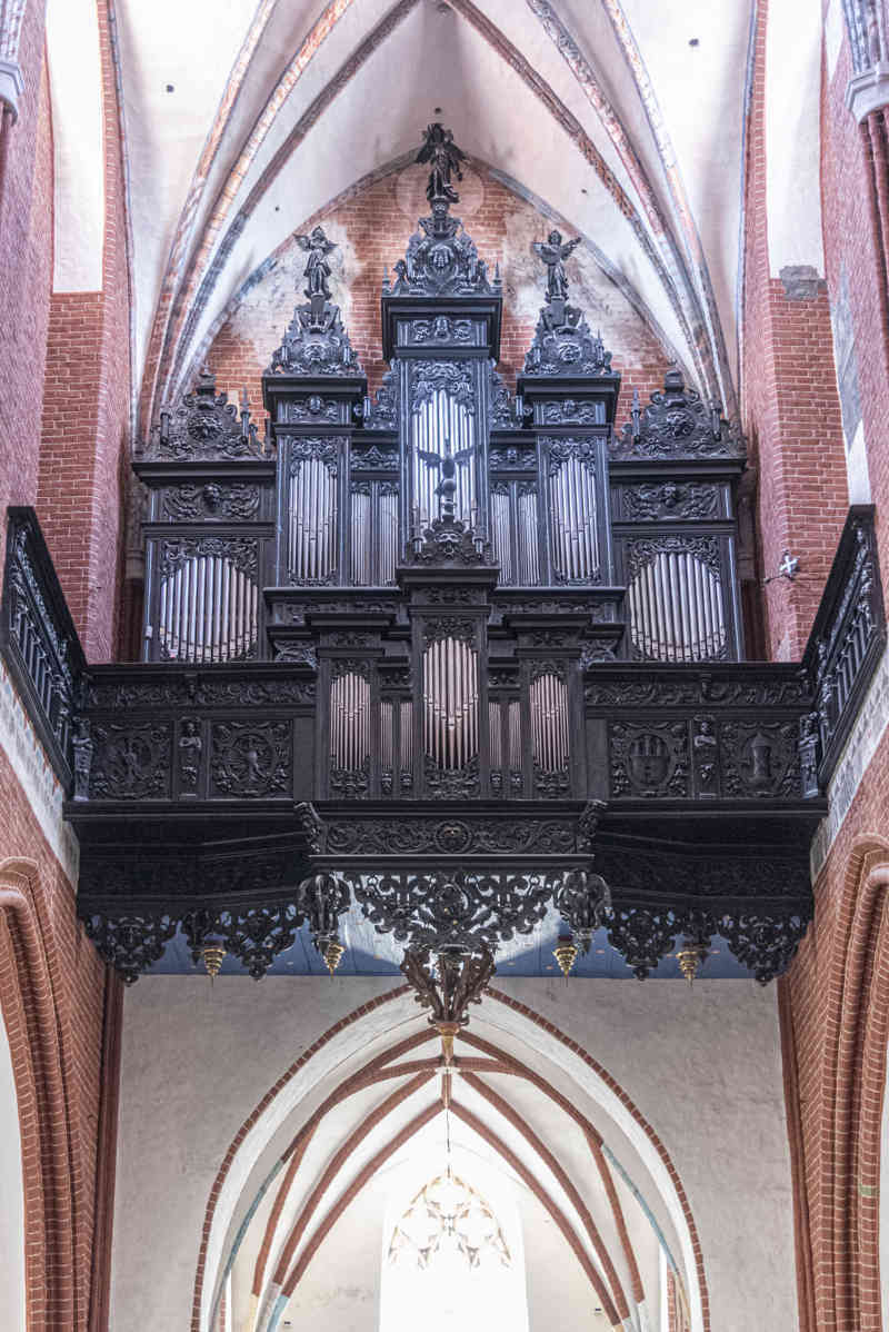 Polonia - Torun 074  - iglesia de San Jacob.jpg